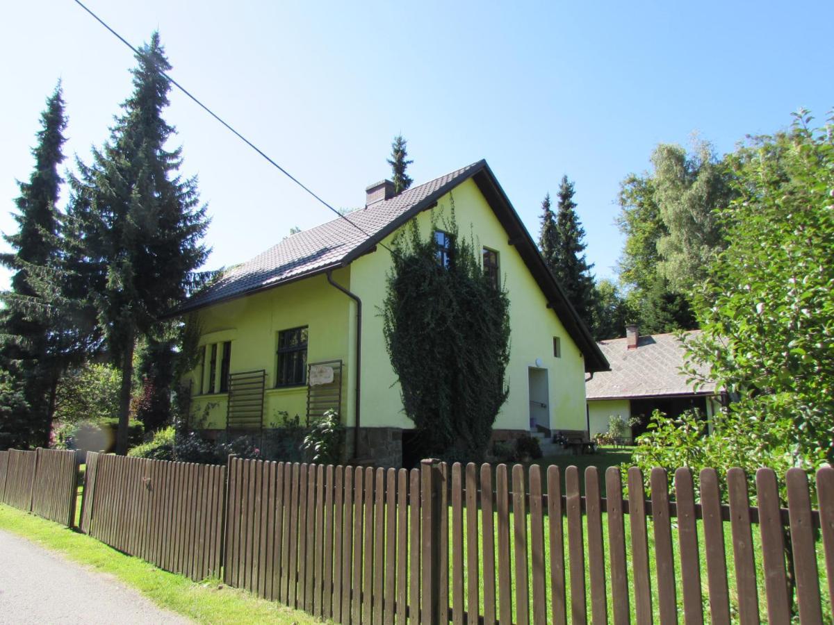 Villa Dům u rybníka Nydek Exterior foto